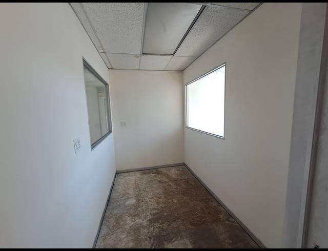 413M² OFFICE TO LET IN CRAIGHALL